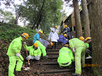 �u�X�у{�����e�B�A�v