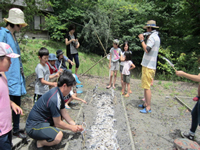 �j�W�}�X���ݕ߂�