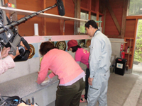 �s�U�Â���̌��{�݂Ńs�U�Â���