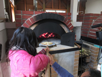 �s�U�̗q����