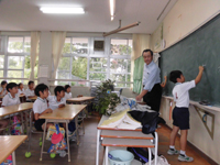 �݂�Ȃ̖ڂ��P���Ă��܂���