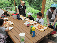 �s�U����