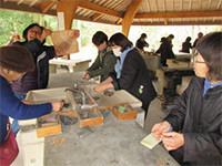 ���􂢎d�グ