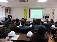 �؎��o�C�I�}�X�ɂ��Ċw�ԁi�����؎����d�j