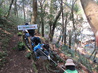 �Z�������E�A��