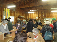 �؍H�̌��i�L�b�`���y�[�p�[�z���_�[�j